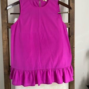 Women’s blouse in magenta